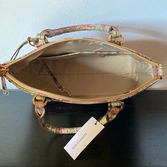 NEW! Brahmin Duxbury Amethyst & Mini Suri Set! - Picture 7 of 16